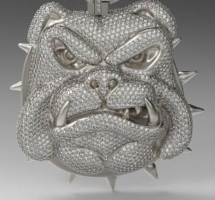 Iced out bulldog pendant Outlet