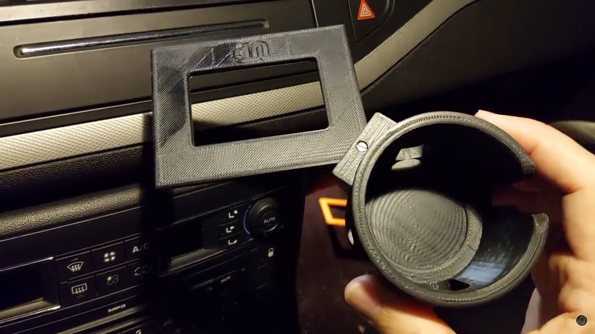 OMAC, Premium vassoio portabagagli, compatibile con Citroen DS3