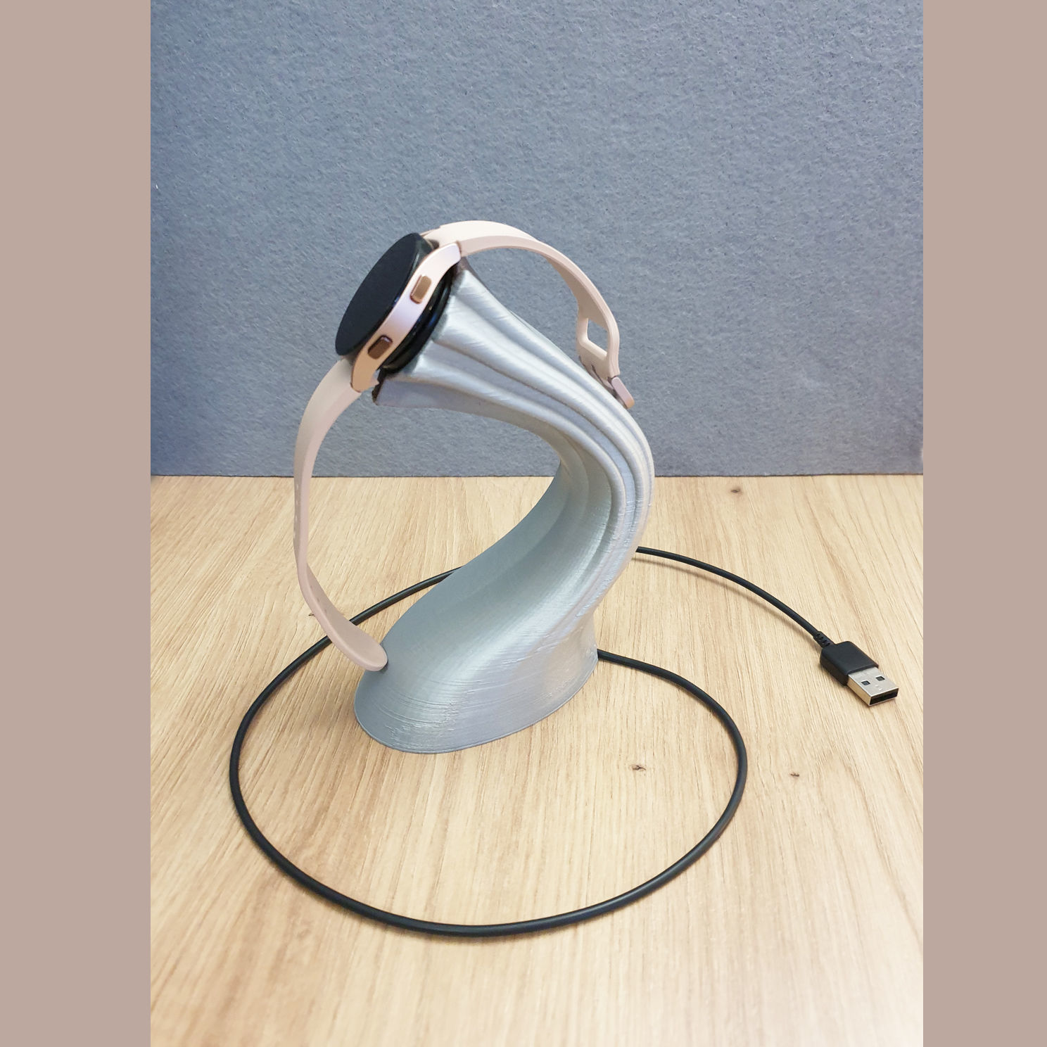 SAMSUNG WATCH 4 CHARGER 3D model CGTrader