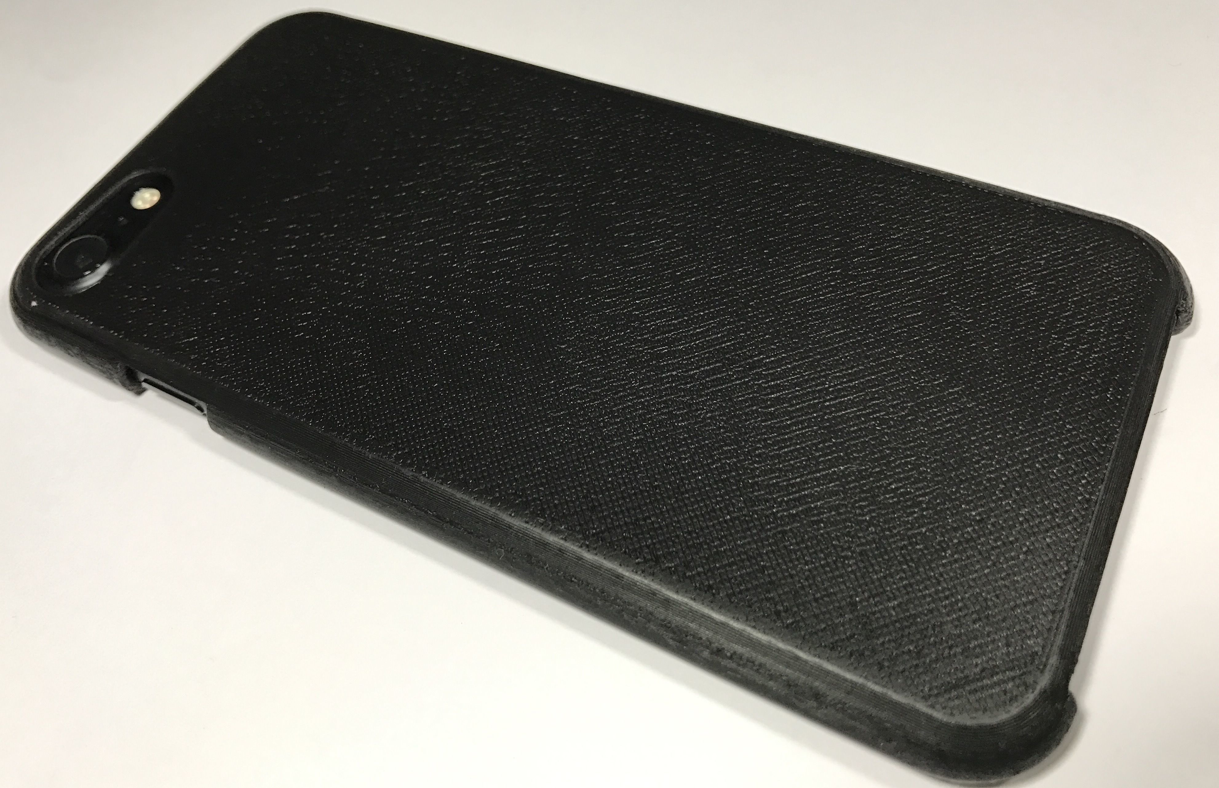 Slim fit iphone 7 and iphone 8 case 3d print model Case in 3d